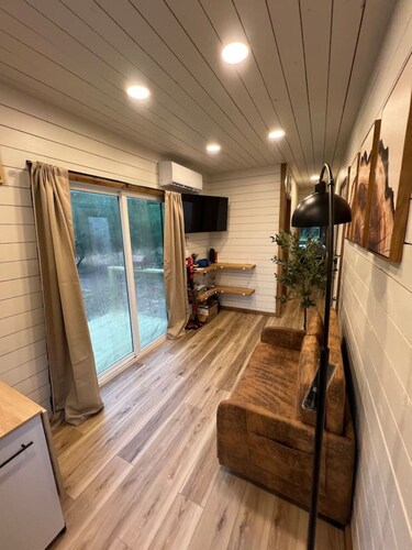 “Into The Wild” Glamp-Container