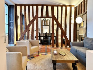 Living area - Le Marais style APT with 3 bdrs 3 mns République (Paris)