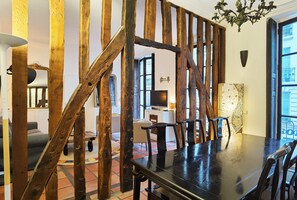 Dining - Le Marais style APT with 3 bdrs 3 mns République (Paris)