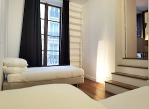 3 camere