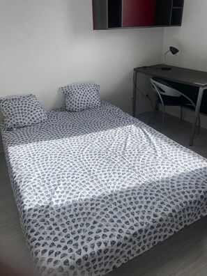 1 habitación, wifi y ropa de cama 