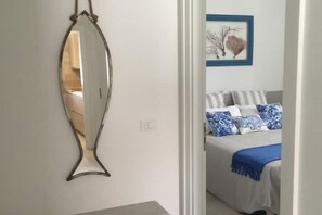 3 chambres, fer et planche à repasser, Wi-Fi, draps fournis