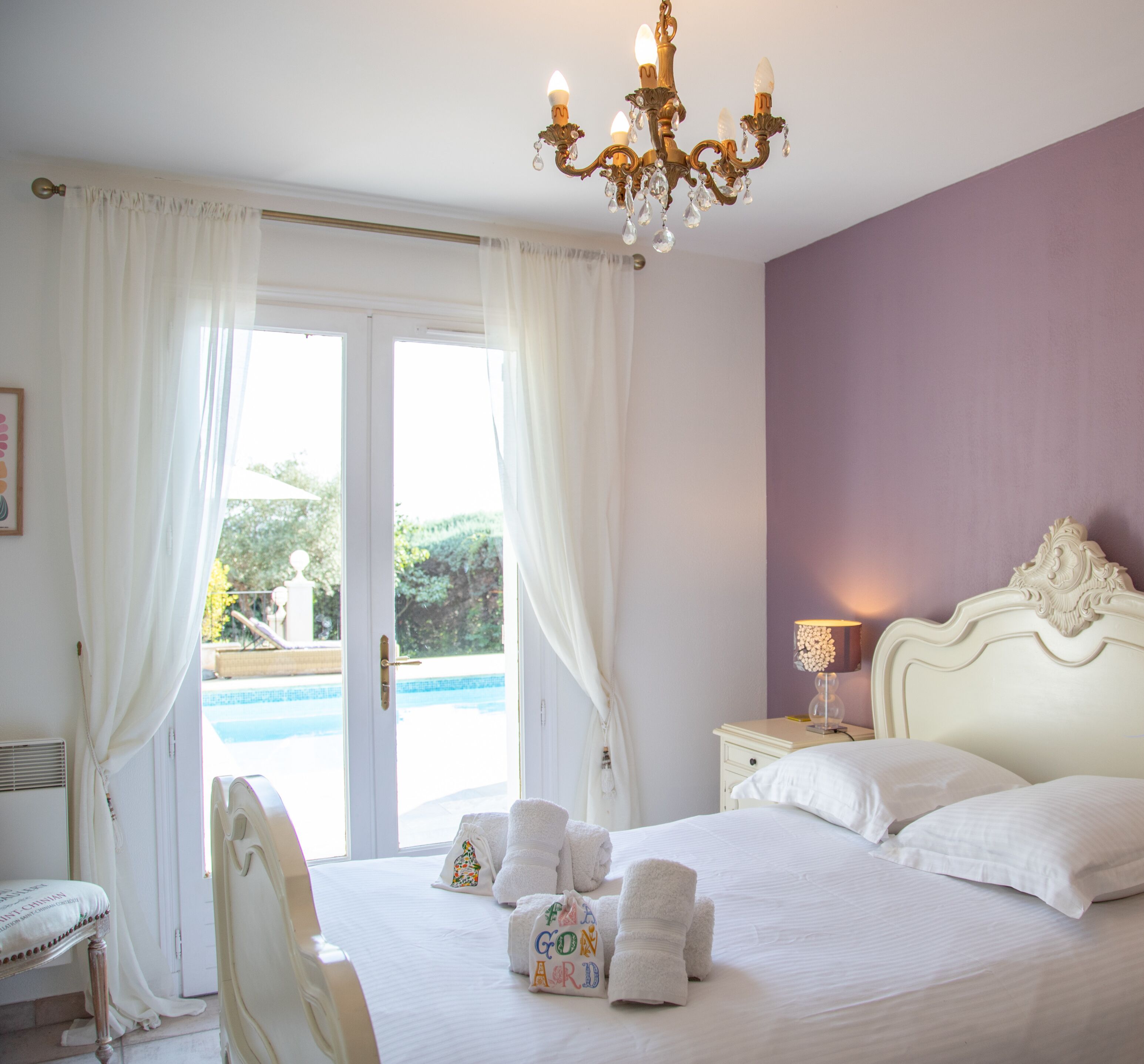 4 bedrooms, iron/ironing board, travel cot, WiFi