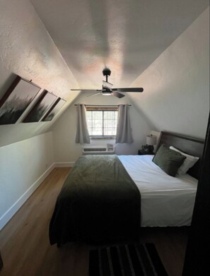3 habitaciones, tabla de planchar con plancha y wifi gratis