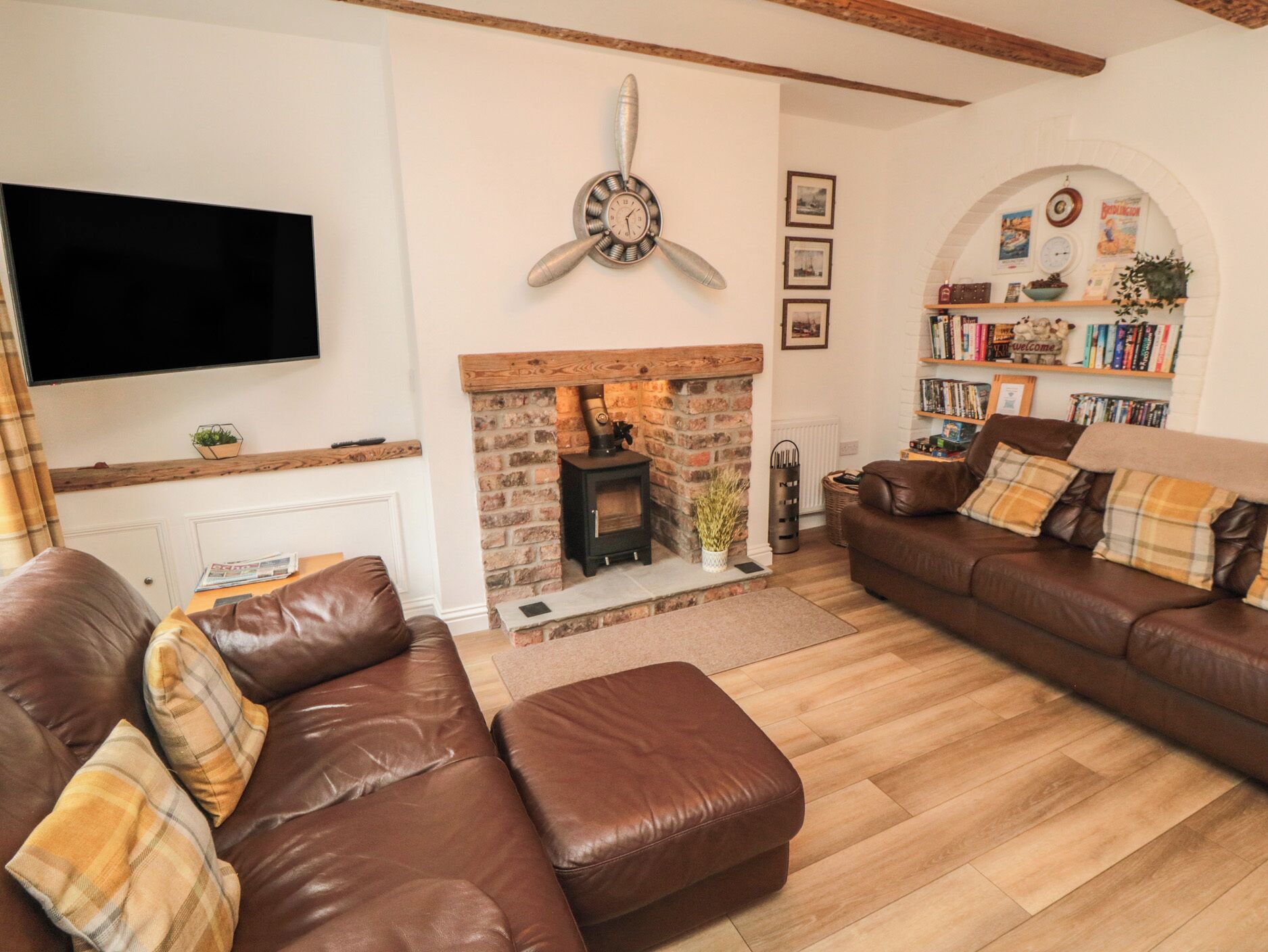 Bobbies' Retreat, 20 High Street, Pet Friendly In Bridlington - Bridlington