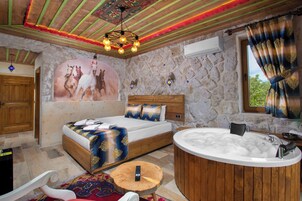 Luxury Room, Garden View