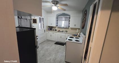 Charming and Cozy 3-bedroom house