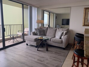 TV - Amazing Ocean and Diamond Head Views (Honolulu)