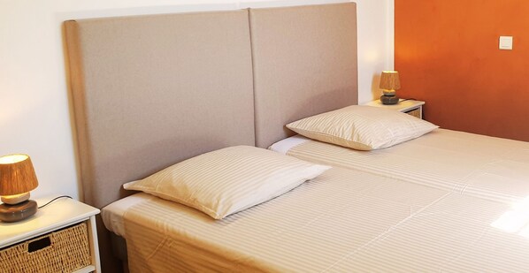 3 Schlafzimmer, Bügeleisen/Bügelbrett, WLAN, Bettwäsche