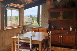 Dining - Minavita (Pietrosella)