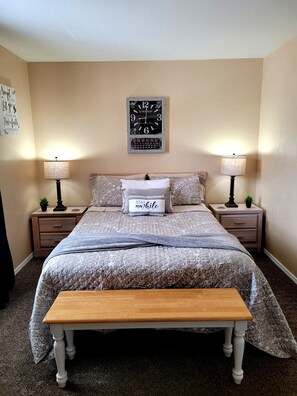 2 bedrooms, iron/ironing board, free WiFi, bed sheets