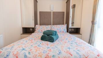 2 bedrooms, Internet