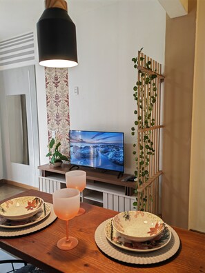 Interior - New, Furnished, Centrally located, Shoppings at 3 min. CATARATAS just 30km away (Ciudad del Este)