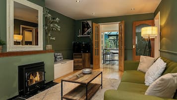 House, Garden View | Living area | TV