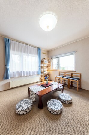 3 soverom, strykejern/-brett og wi-fi (inkludert)