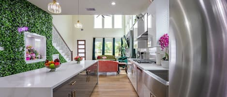 Microwave, oven, stovetop, dishwasher