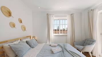 4 bedrooms, free WiFi, bed sheets