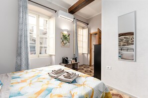 1 bedroom, iron/ironing board, free WiFi, bed sheets