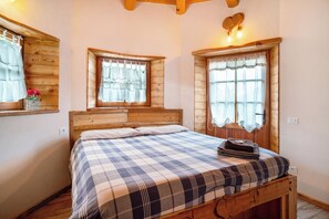 1 bedroom, free WiFi, bed sheets - Room 'Camera Rotonda' with Mountain View, Balcony and Wi-Fi (Arsiè)