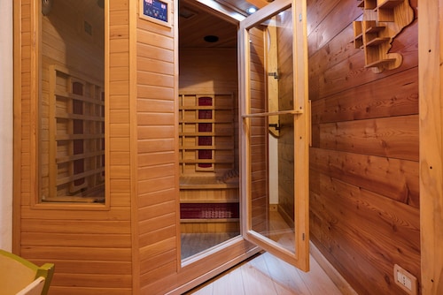 Room 'Camera Quadra' with Mountain View, Balcony and Wi-Fi