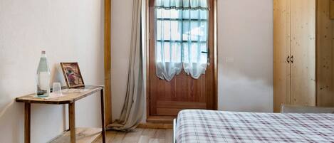 1 chambre, accĂšs au Wi-Fi (inclus), literie fournie