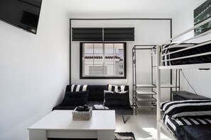 3 soverom, strykejern/-brett, wi-fi (inkludert) og sengetøy