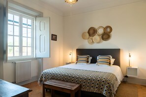 6 chambres, Wi-Fi gratuit, draps fournis