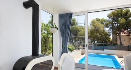 Villa 'Ethel' with Mountain View, Wi-Fi and Air Conditioning