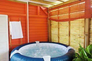 Interior - The NéAuNature cocoon (Anse-Bertrand)