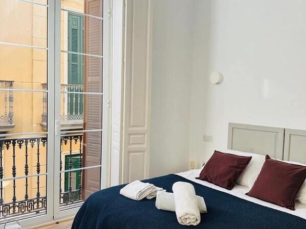 1 chambre, fer et planche à repasser, Wi-Fi gratuit, draps fournis