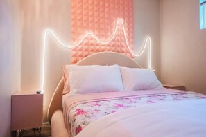 2 habitaciones, tabla de planchar con plancha, wifi y ropa de cama 
