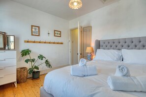 House, Patio | 2 bilik tidur, seterika/papan seterika, Wi-fi percuma