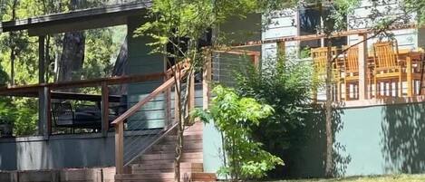 تناول الطعام بالخارج