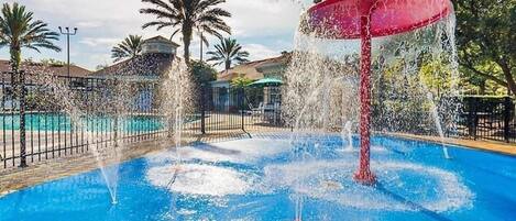 Inomhuspool och uppvärmd pool