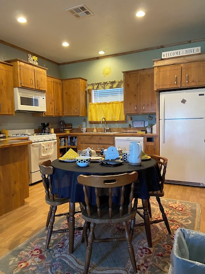 Quaint, handicap accessible house in serene Lehigh, classified as a ghost town.