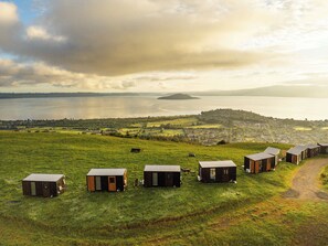 Exterior - Aorangi Peak Cabins 2 by Tiny Away (Rotorua)