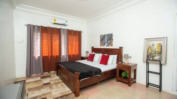 1 bedroom, iron/ironing board, WiFi, bed sheets