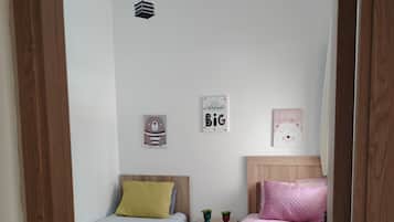 2 chambres, fer et planche Ă repasser, Wi-Fi, draps fournis