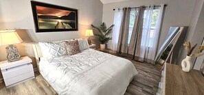 3 chambres, fer et planche à repasser, Wi-Fi, draps fournis