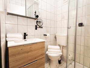 Dusj og hårføner