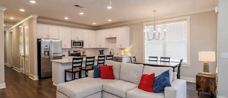 Téléviseur, bureau