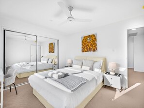 4 chambres, fer et planche à repasser, Wi-Fi, draps fournis