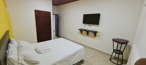 Memory foam beds, free WiFi, bed sheets - Andino's Hotel Bar & Rest Managua  (Managua)