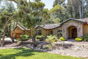 Exterior - Beautiful 4b 3+ba 30 Night minimum (Aptos)