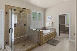 Shower, hair dryer, towels - Beautiful 4b 3+ba 30 Night minimum (Aptos)