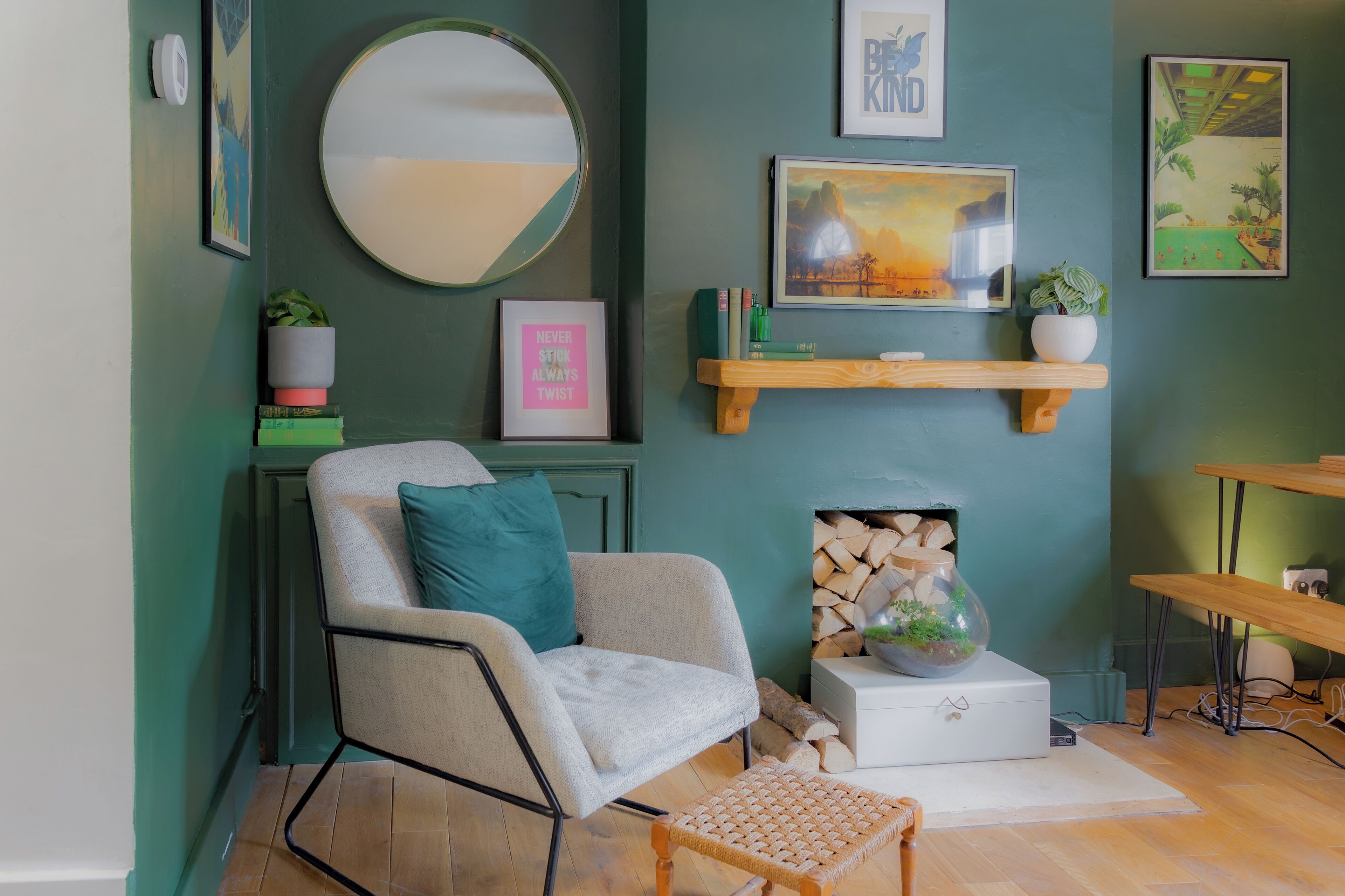 独立别墅, 庭院景观 | 起居区 | 平板电视、游戏机