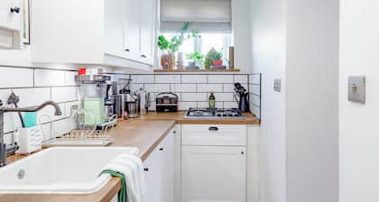 Stunning 2BD in the Heart of Malmesbury