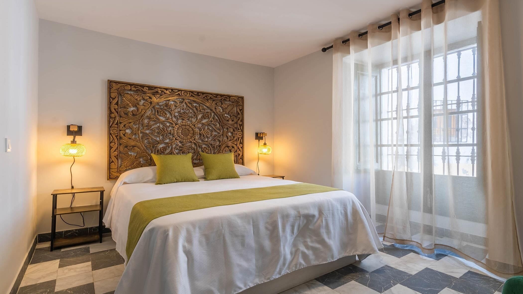 2 chambres, fer et planche à repasser, accès Internet, draps fournis