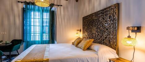 2 bedrooms, iron/ironing board, Internet, bed sheets