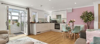 Stylish apartment with 2 bedrooms and stunning countryside views